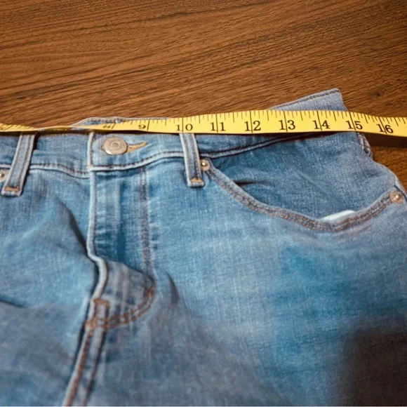 Levi's Light Blue Straight-Leg Women's Jeans - Picture 9 of 12